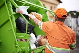 Best Retail Junk Removal  in Walton, KY